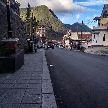 Lusman Homestay Bromo Ngadisari ภายนอก รูปภาพ