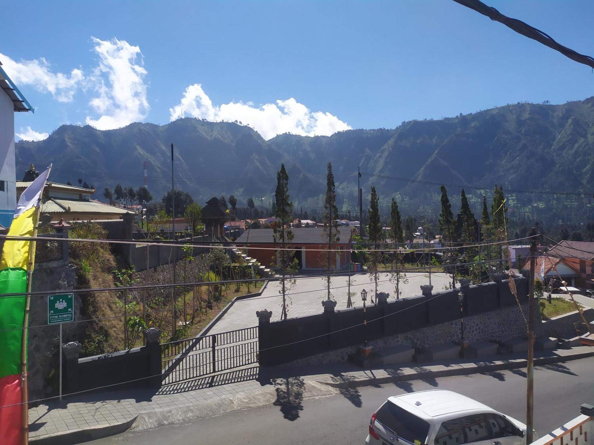 Lusman Homestay Bromo Ngadisari ภายนอก รูปภาพ